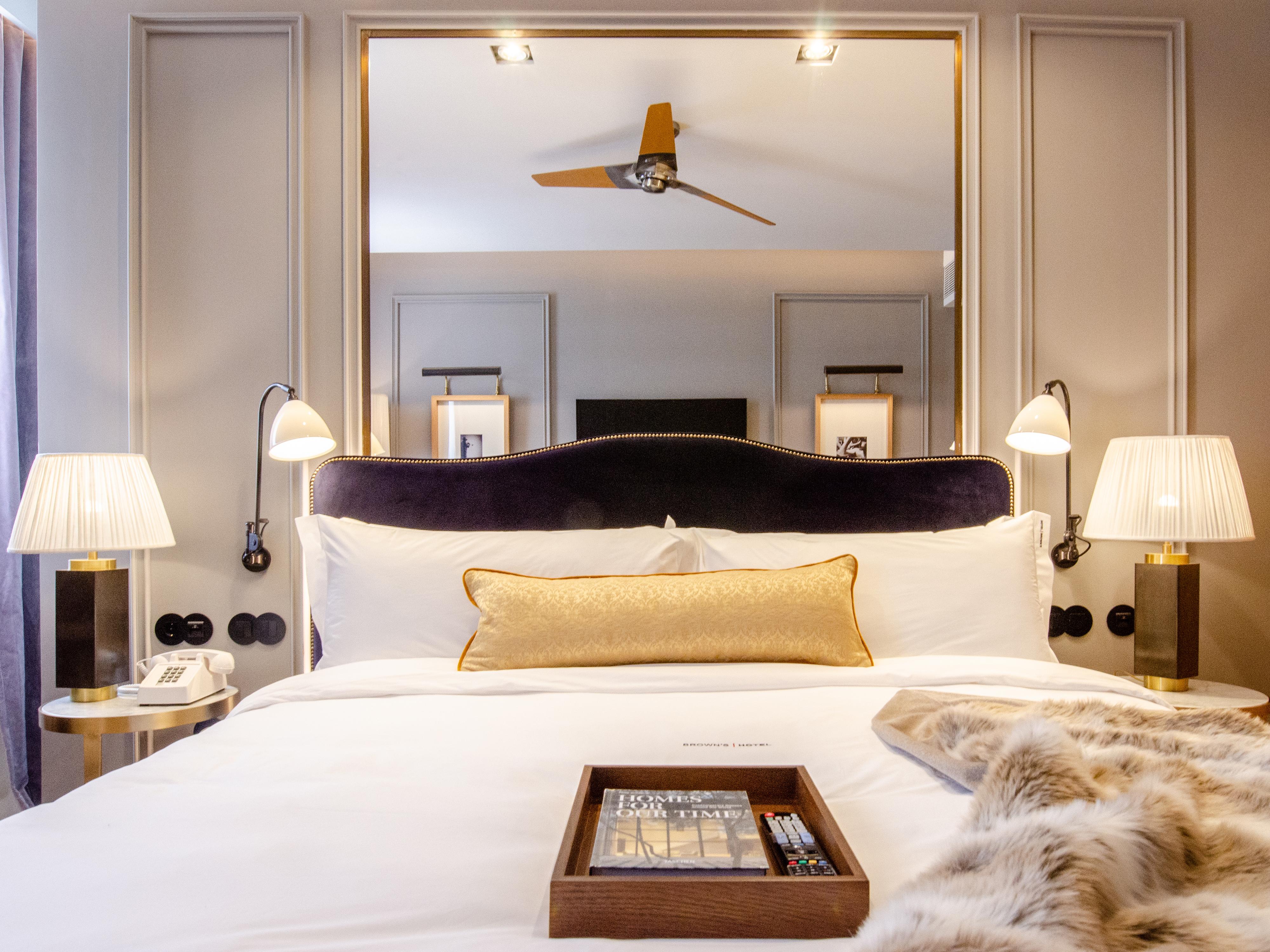 Browns Avenue Hotel Lisboa المظهر الخارجي الصورة A bedroom at The Carlyle