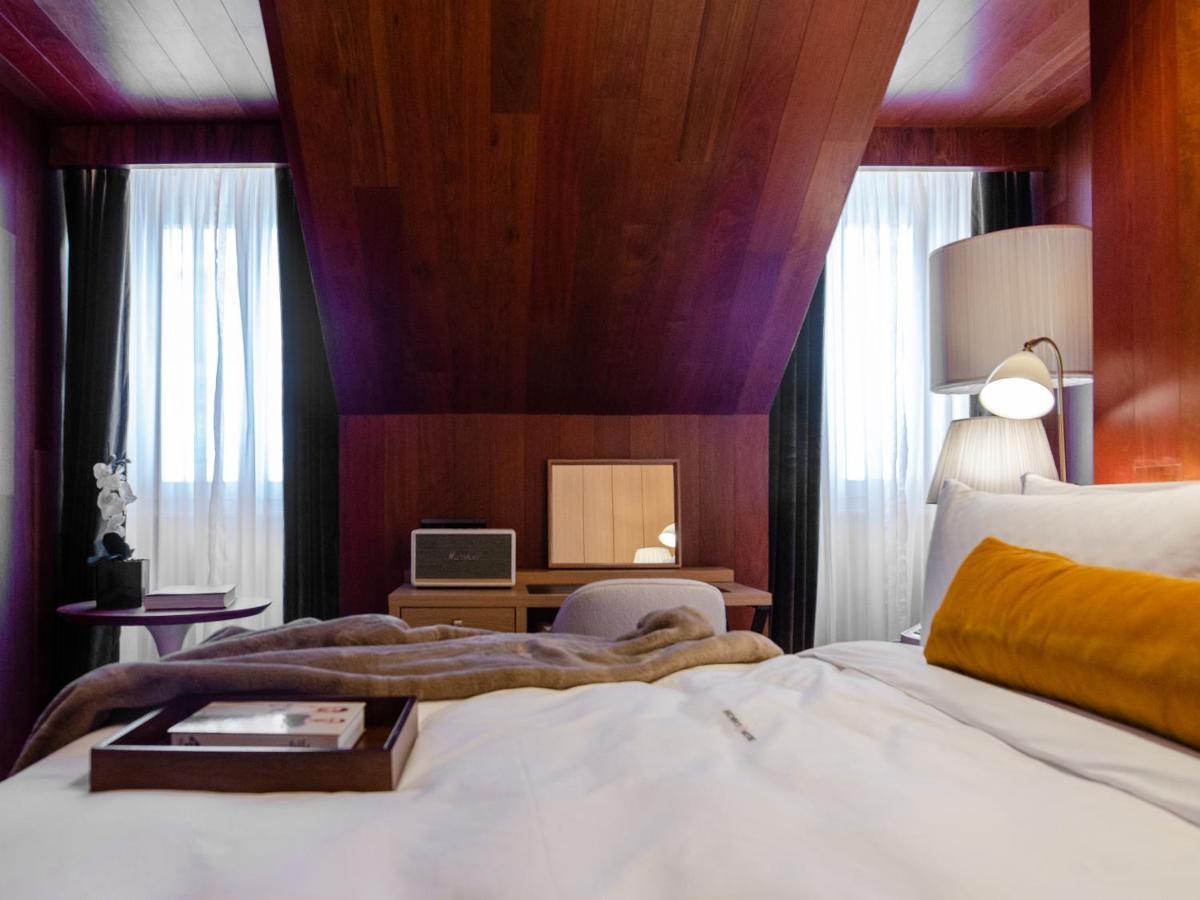 Browns Avenue Hotel Lisboa المظهر الخارجي الصورة A room at the hotel
