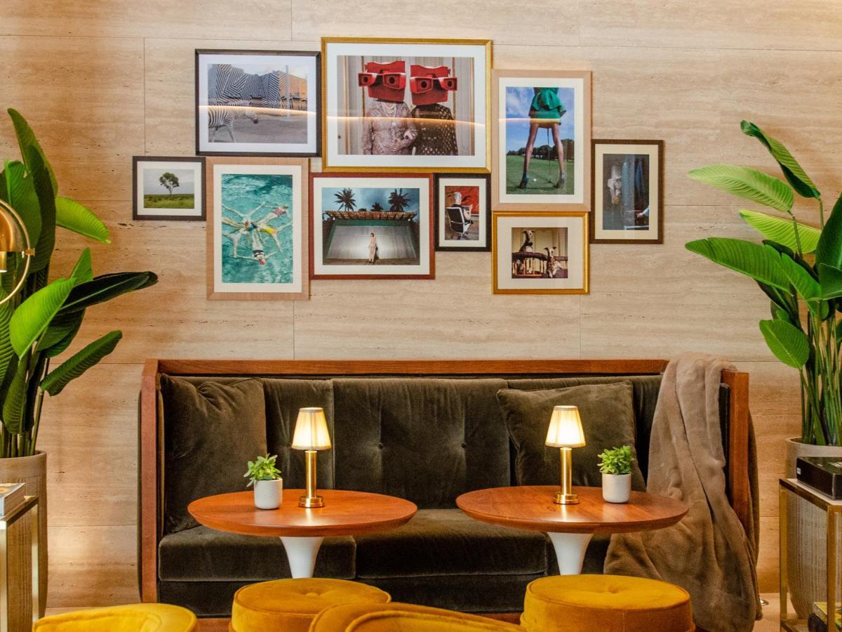 Browns Avenue Hotel Lisboa المظهر الخارجي الصورة The interior of the lounge